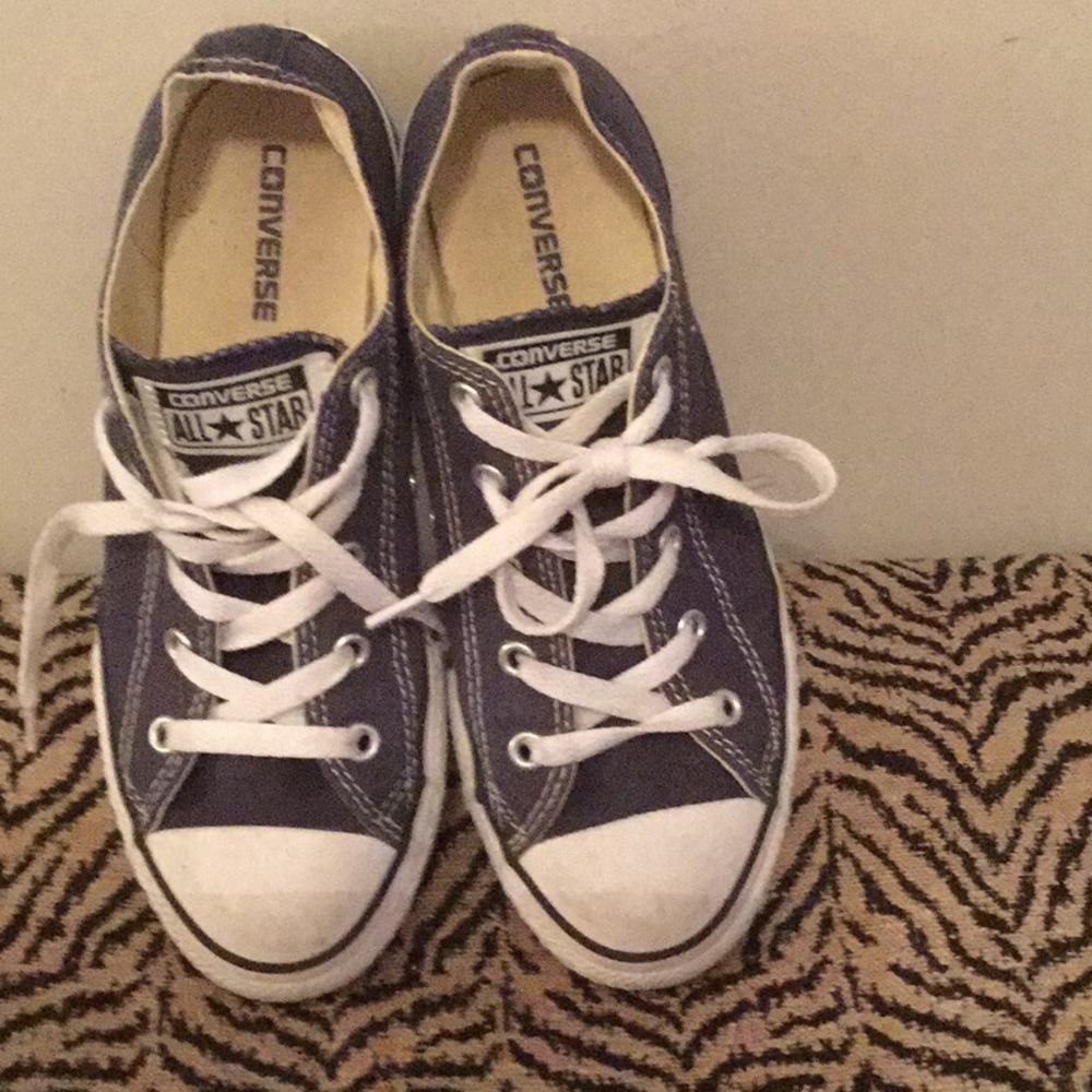 Navy Converse shoes size 6